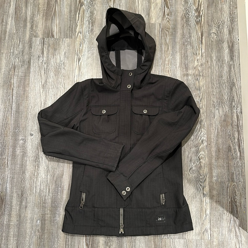 REI women’s grey waterproof coat. new
